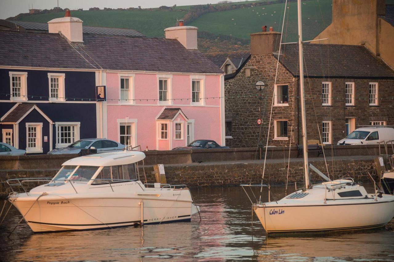 Harbourmaster Hotel Aberaeron Kültér fotó