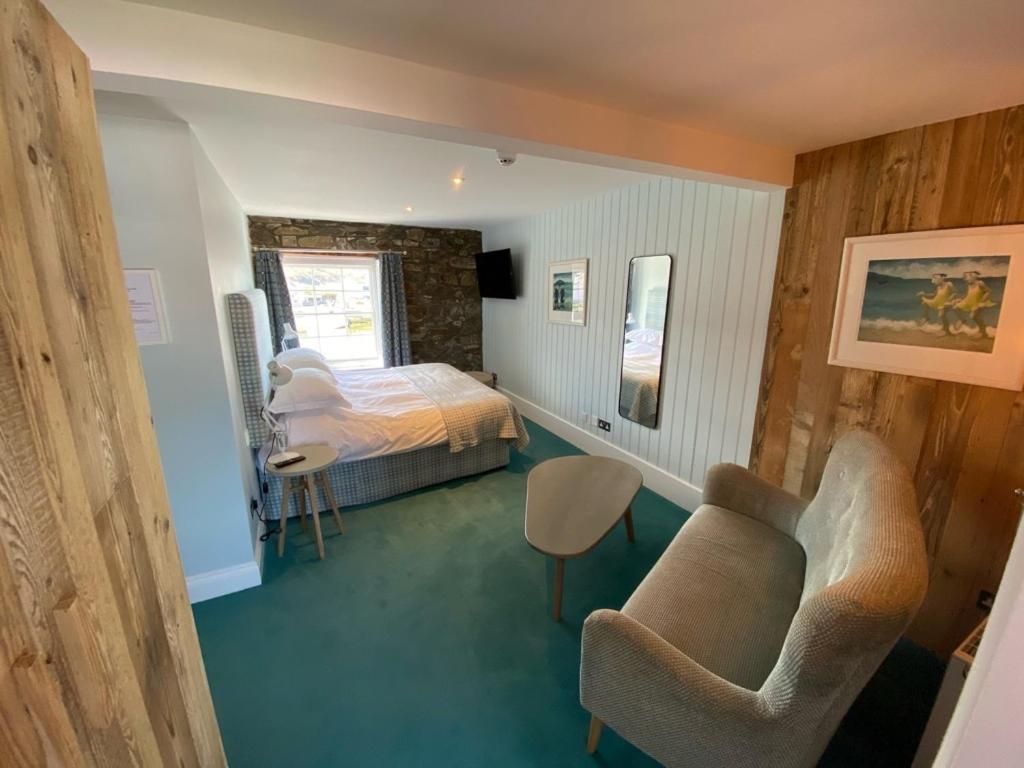 Harbourmaster Hotel Aberaeron Kültér fotó