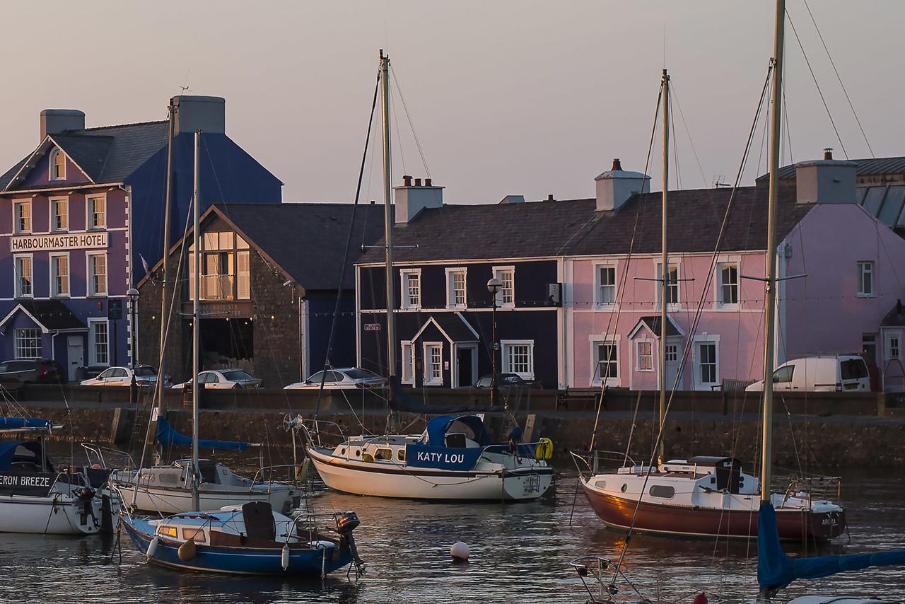 Harbourmaster Hotel Aberaeron Kültér fotó