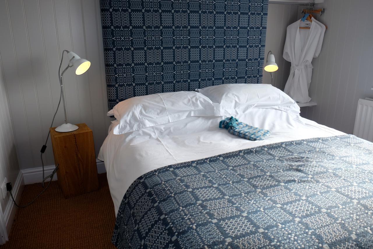 Harbourmaster Hotel Aberaeron Kültér fotó